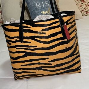 2 Purse Bundle Coach BRAND NEW & AUTHENTIC